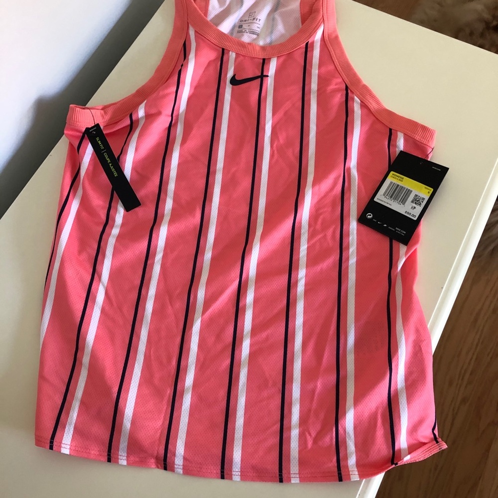 NWT Nike Women’s Coral Tank
